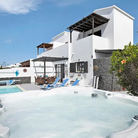 Hibiscus بلايا بلانكا